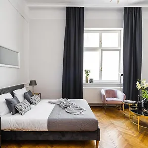 Apartment Cracovian - Loft Affair, Krakow